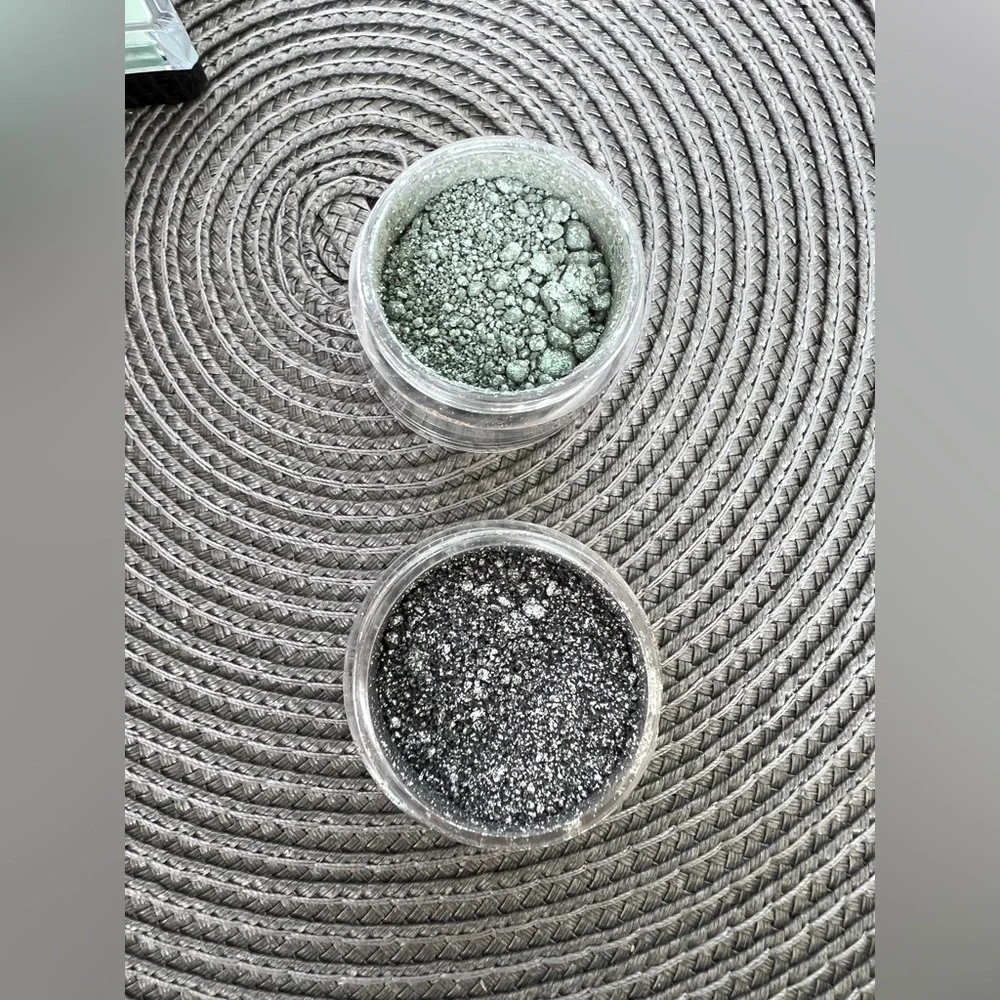 BUNDLE Mac Pigment Duo Surf the Ocean Crushed Metallic Illamasqua Cream Pigment